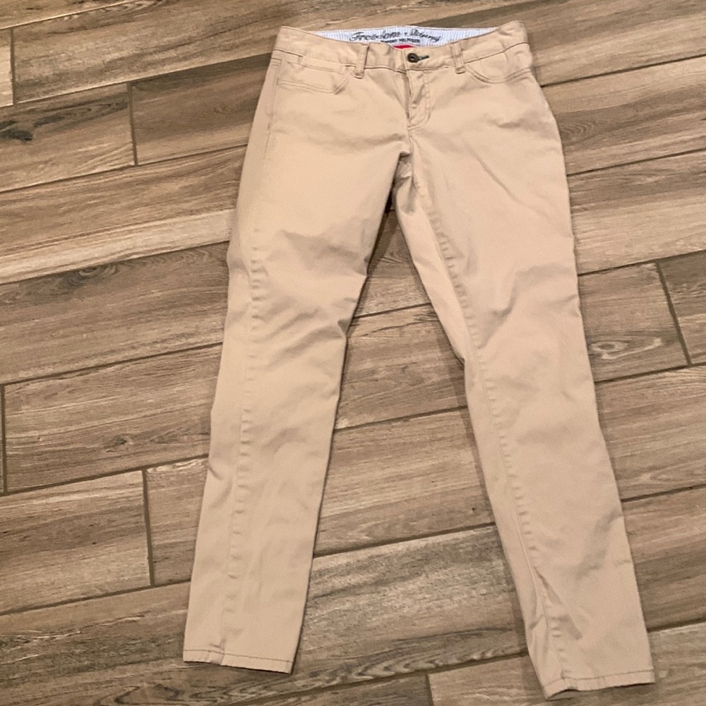 Size six Freedom Skinny Jeans tan
